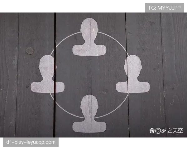 顶级辩手的应变：他是如何从对手逻辑漏洞中寻找反击点的